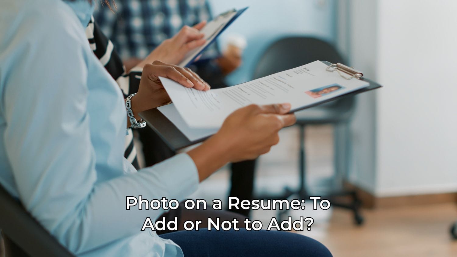 Photo on a CV: To Be or Not to Be?