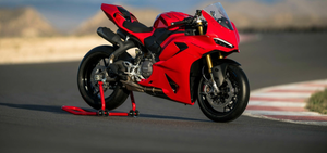 Vacation italy ducati factory '08