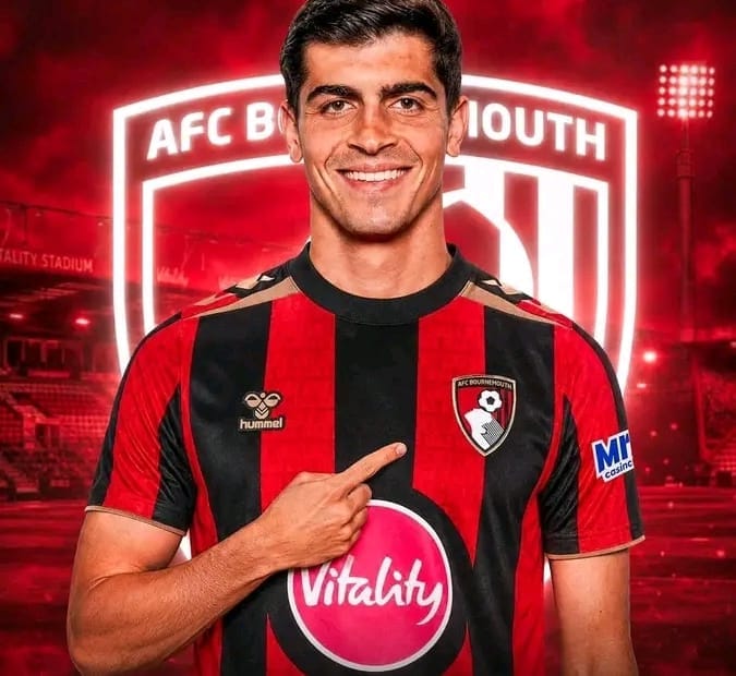 Bournemouth Seal Deal for Sevilla Right-Back Juanlu in Ambitious Summer Move