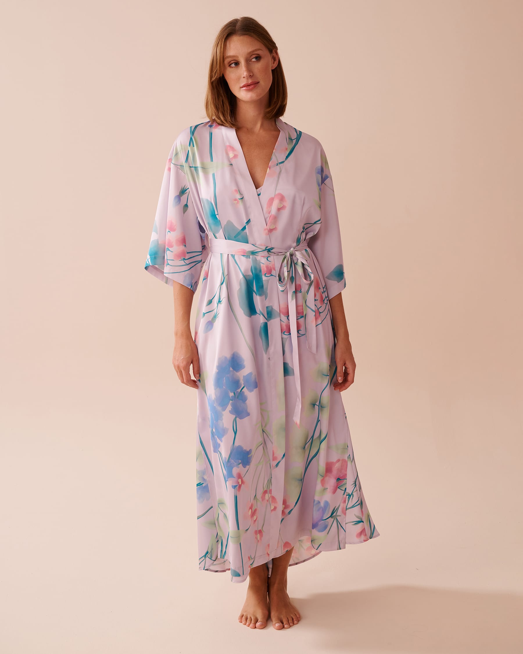 These silky robes make me feel like a 40s movie starlet 🎥