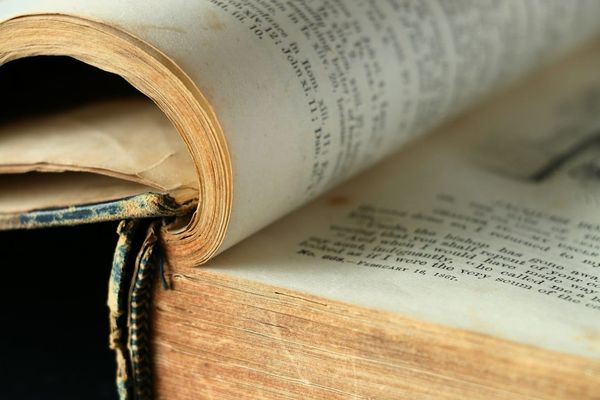 [Poem] The Closing Chapter