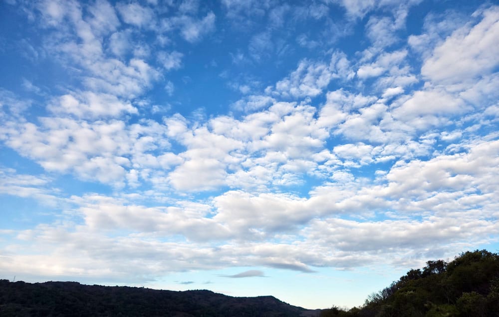 Ridgeline blue sky and  high clouds